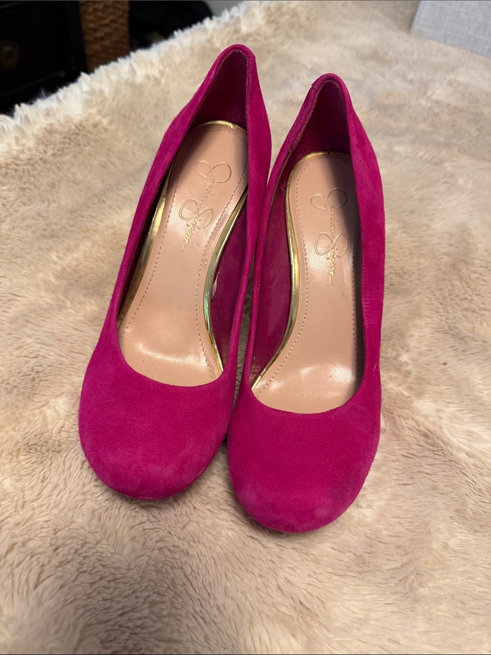 Jessica Simpson Magenta Suede Round-Toe Pumps